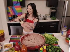 Grote mammen, Broeder, Bruinharig, Voeten, Eten, Feest, Roken, Tiener