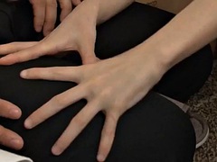 Tussi, Grosser schwanz, Blasen, Spermaladung, Japanische massage, Milf, Flotter dreier, Titten