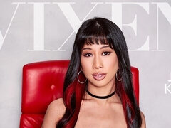 18 jaar, Grote kont, Grote mammen, Pijpbeurt, Hondjeshouding, Kut duiken, Mager, Tiener