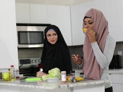 Arabisch, Grote kont, Sperma, Sperma shot, Zwart, Fetisj, Interraciaal, Moeder