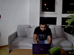 CALIPSO LIKES YOUNG PEOPLE AND THIS TIME HE FUCKS HIS WORKER