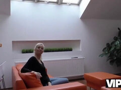 Amateur, Blonde, Couple, Cocu, Tchèque, Argent, Pov, Épouse