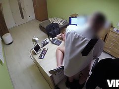 18, カップル, チェコ, Hd, お金, ハメ撮り, 公共, ティーン