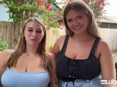 Grote mammen, Blond, Hd, Reusachtig, Moeder die ik wil neuken, Tatoeage, Trio, Tietenklus