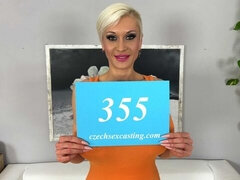 Grosser arsch, Grosser schwanz, Grosse titten, Blondine, Blasen, Tschechisch, Hundestellung, Milf