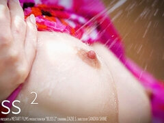 Enthousiasteling, Vingeren, Masturbatie, Buiten, Geschoren, Mager, Strippen, Tiener