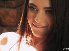 Tussi, Grosser schwanz, Braunhaarige, Vollbusig, Hardcore, Natürlichen titten, Pornostars, Titten