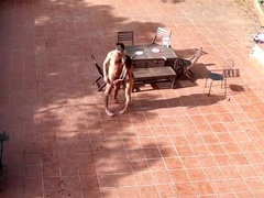 Amateur Couple Caught Fucking in the Courtyard – Outdoor Doggystyle Blowjob