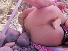 Анальный секс, Пляж, Большие дырки, На публике