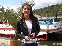 Asiatisch, Braunhaarige, Spermaladung, Kehlenfick, Fetisch, Rau, Tätowierung, Jungendliche (18+)