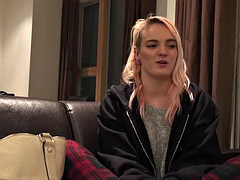 Блондинки, Британки, Студентка