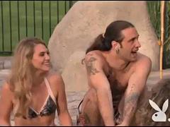 Swing seizon 1 episode 1: Public, Playboy  Stripchat Porn