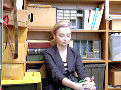 Gotica, Adolescente, Uniforme