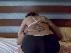 Leie, Arsch, Grosser arsch, Grosse titten, Vollbusig, Indisch, Massage, Masturbation