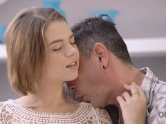 18, デカパイ, フェラチオ, 爸, チン, Hd, 熟年, ティーン