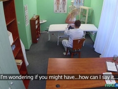 Enthousiasteling, Blond, Pijpbeurt, Vingeren, Handbeurt, Verpleegster, Uniformpje, Bekijker