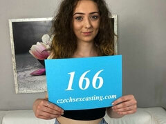 Grosser schwanz, Blasen, Hundestellung, Lecken, Natürlichen titten, Muschi, Jungendliche (18+), Titten