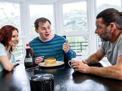 Grosser arsch, Grosser schwanz, Grosse titten, Blasen, Schwanz, Hundestellung, Milf, Rotschopf