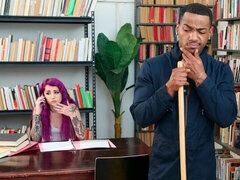 お尻, フェラチオ, カワイイ, バック, 毛深い, ストリッピング, タトゥー, ティーン