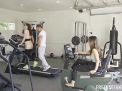 Tochter, Fetisch, Rau, Jungendliche (18+), Flotter dreier