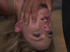 アナル, ボンデージ, クリトリス, レザー, 天然, 馬乗り, ヤリマン, バイブレーター