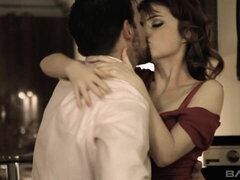 Culo grande, Verga grande, Tetas grandes, Mamada, Estilo perrito, Cocina, Pelirrojo