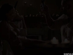 Grosse bite, Gros seins, Plantureuse, Tchèque, En levrette, Léchez, Actrice du porno, Chatte