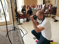 お尻, フェラチオ, バック, アウトドア, プール, 現実, ショートヘア, タトゥー