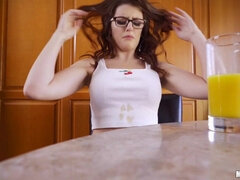 Leie, Grosser arsch, Grosser schwanz, Braunhaarige, Spermaladung, Zierlich, Pornostars, Titten