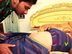 Amateur, Asiatique, Tante, Bisexuelle, Poilue, Indienne, Embrassement, Maman