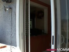 Tetas grandes, Madura, Penetracion con dedos, Lesbiana, Madres para coger, Mamá, Realidad, Adolescente