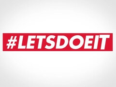 Culo grande, Verga grande, Tetas grandes, Rubia, Garganta profunda, Al aire libre, Público, Adolescente