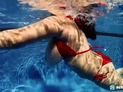 Gorda, Culo grande, Tetas grandes, Gordita, Desnudo, Bragas, Piscina