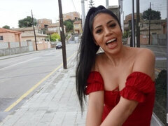 Grosser arsch, Grosser schwanz, Grosse titten, Blasen, Latina, Im freien, Muschi, Titten