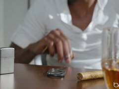 Badkamer, Blond, Diep in de keel, Hondjeshouding, Hardcore, Natuurlijke tieten, Tatoeage, Nat
