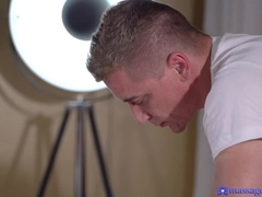 Enthousiasteling, Anaal, Pijpbeurt, Voeten, Vingeren, Likken, Olie, Kut duiken