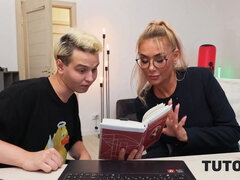 Geile alte tussi, Verrückt, Hd, Reif, Milf, Russisch, Schreiend, Flotter dreier