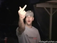 Leie, Studentin, Aufs gesicht abspritzen, Gruppe, Riesig, Party, Scherzbold, Jungendliche (18+)