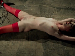 Bondage discipline sadomasochisme, Gebondenheid, Bruinharig, Fetisj, Hd, Tieten likken, Speelgoed, Vibrator