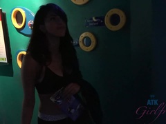 Жопа, Пляж, Бикини, Брюнетки, Подружка, Трусики, Киски, Курящие