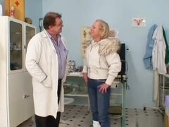 Минет, Грудастые, Смазливые, Гинеколог, Зрелые, Соски, Оргазм, Сквиртинг