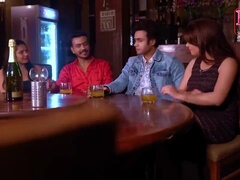 Gros cul, Gros seins, Sucer une bite, Brunette brune, Queue, Hard, Indienne, Épouse