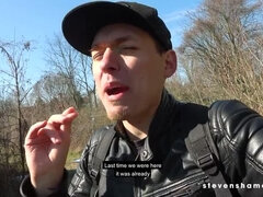 18 ans, Éjaculer dans la bouche, Tir de sperme, Hd, De plein air, Piscine, Rousse roux, Rasée