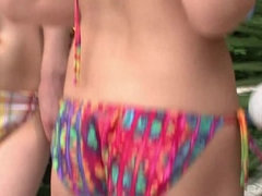 18 ans, Asiatique, Brunette brune, Concours, Groupe, De plein air, Softcore, Adolescente