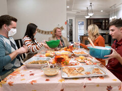 Rubia, Morena, Familia, Orgía, Tetas