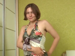 Nana, En gros plan de très près, Actrice du porno, Chatte, Solo, Se déshabiller, Adolescente, Nénés