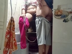 18 jahre, Tante, Gruppensex, Indisch, Jungendliche (18+)