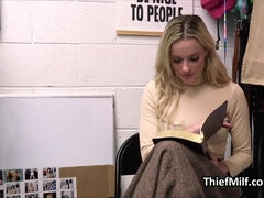 Блондинки, Постарше, Дилдо, Секс без цензуры, Милф, В офисе, Шпионские видео, Украденные видео