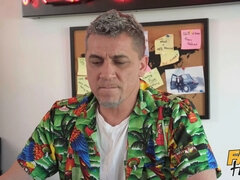 Tussi, Braunhaarige, Schmutzig, Ungarisch, Muschi, Jungendliche (18+), Flotter dreier, Eng