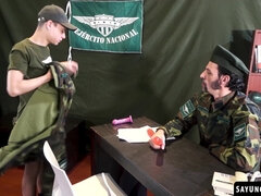 Leie, Blasen, Papi, Schwul, Hardcore, Muskel, Rau, Spielzeuge